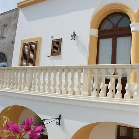 Palazzo Nesca بيت ضيافة