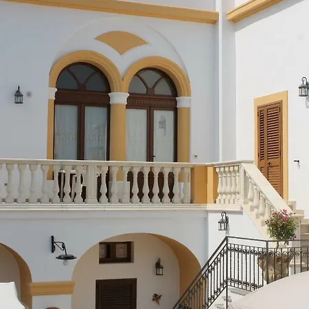 Palazzo Nesca بيت ضيافة