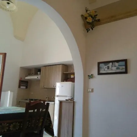 بيت ضيافة Palazzo Nesca *